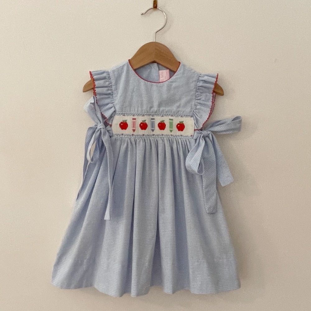 PETIT BEBE EUC Hand Smocked Apple School Side Tie Flutter Sleeve Gingham Dress